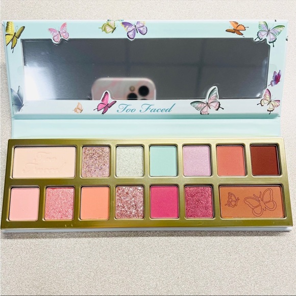 Too Faced Too Femme eyeshadow Palette - Picture 4 of 5
